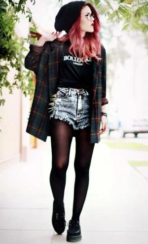 If You Are a Grunge Lover Then Here Are Some Outfit Ideas for You