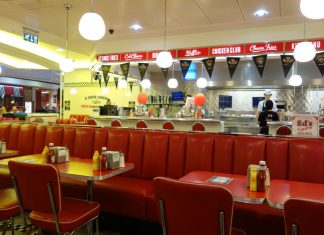 Eazy Dinner, Table Reservation Startup Raises $5.8 Mn easy