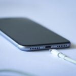 iPhone-Lightning-cable-charging-Apple-e1480688535770